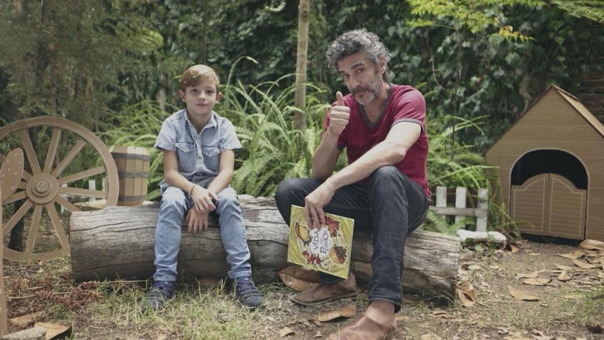 Leonardo Sbaraglia es uno de los actores que lee cuentos infantiles en el programa Foquito