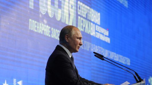 Putin: Nuestros deportistas son los primeros interesados en que el tema del dopaje quede en el pasado