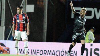 Argentinos le ganó 3 a 2 a San Lorenzo en el Nuevo Gasómetro y lo dejó último