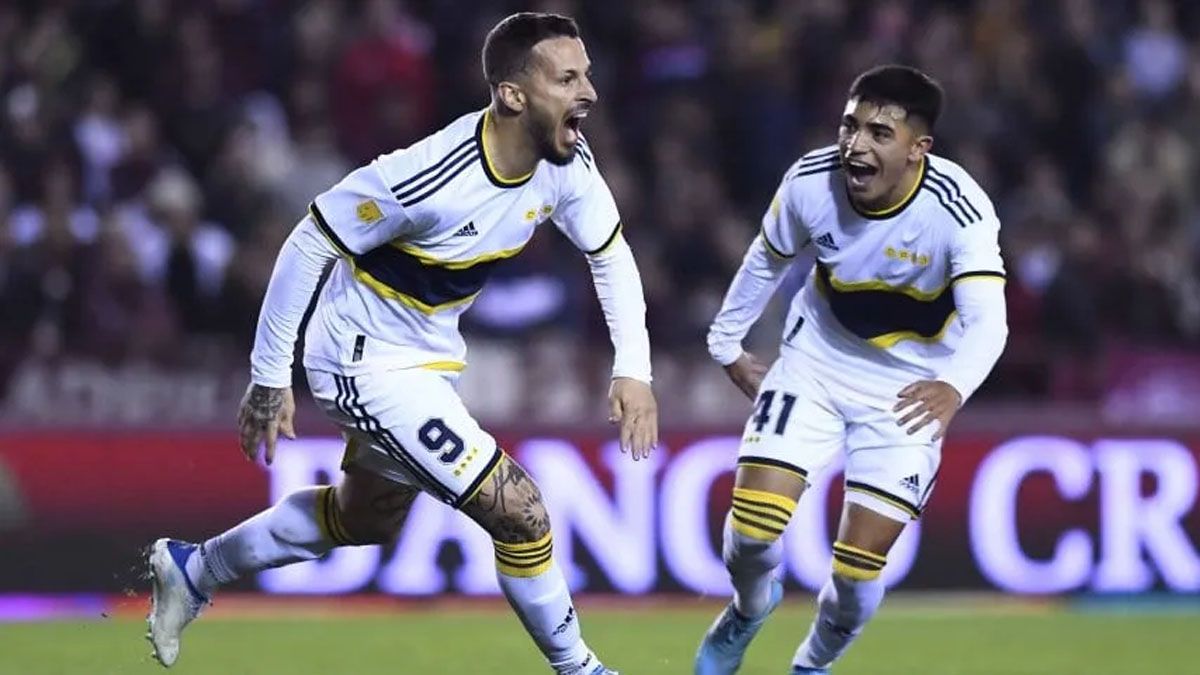 Benedetto convirtió el gol de la victoria ante Lanús.&nbsp;