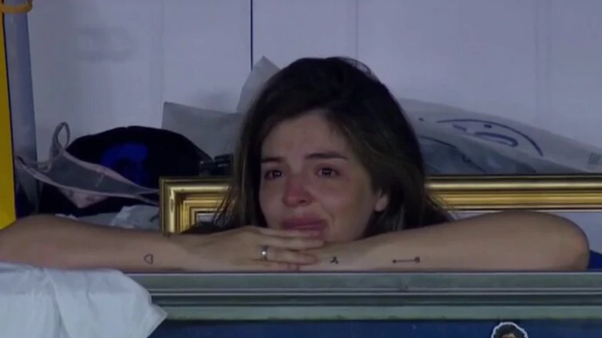 Dalma Maradona en el palco de Diego Maradona en la Bombonera. 