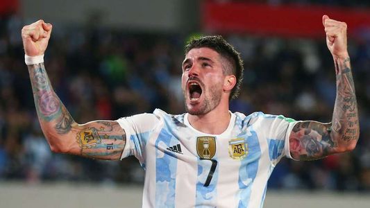 Selección Argentina: De Paul igualó un récord de Ruggeri y el Kun Agüero
