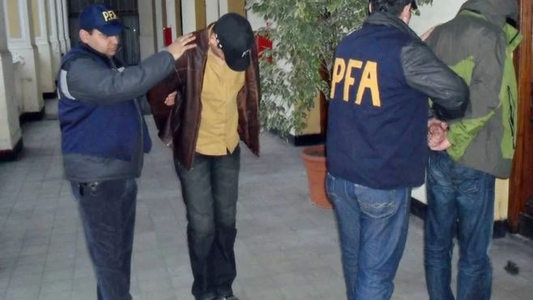 Cayeron dos ciudadanos chinos por amenazar y extorsionar a comerciantes