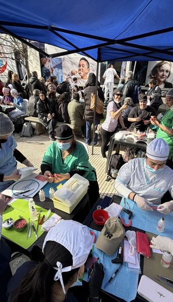 La UBA lleva sus actividades a Plaza de Mayo para reclamar el cumplimiento de la ley de Financiamiento Universitario