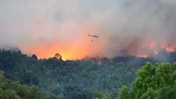 La lluvia trajo alivio a los incendios en Chubut, pero sigue la alerta La lluvia trajo alivio a los incendios en Chubut, pero sigue la alerta