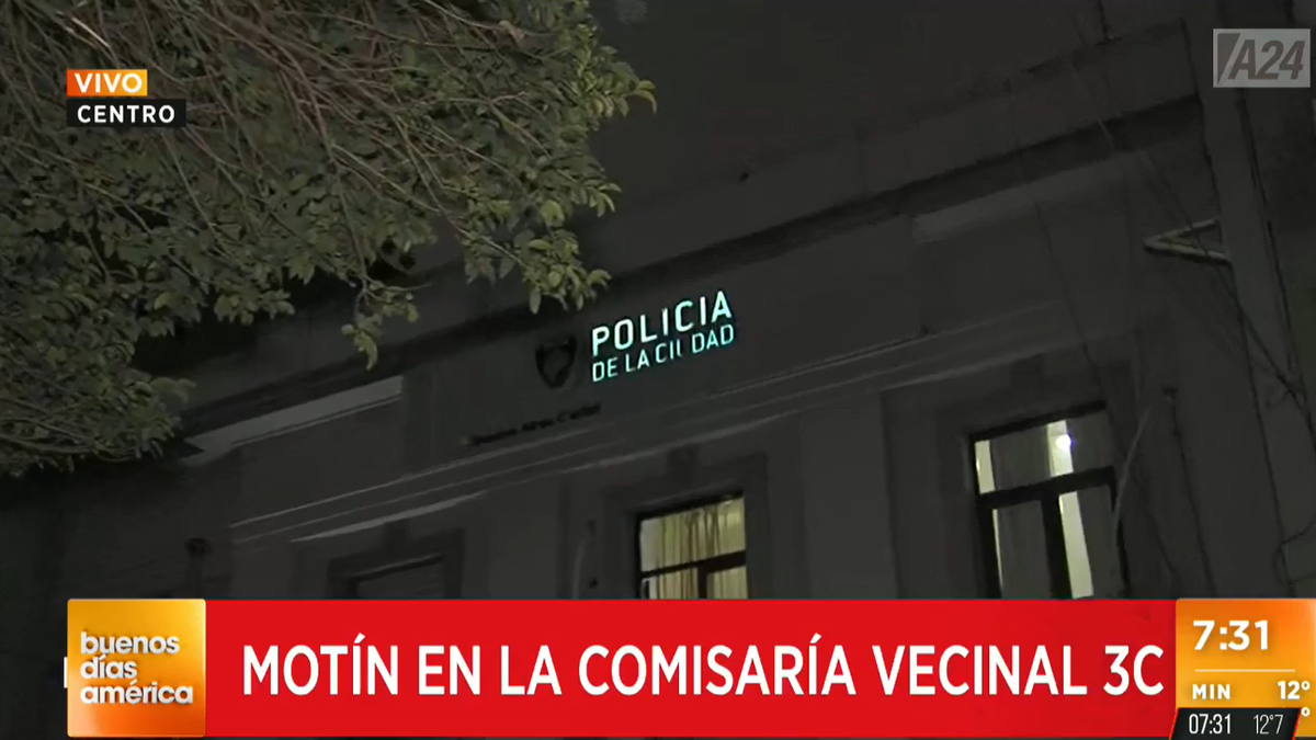 Motín en una comisaría de Balvanera: múltiples destrozos y enfrentamientos