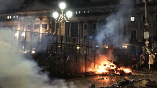 Siete detenidos después de los incidentes en el Congreso