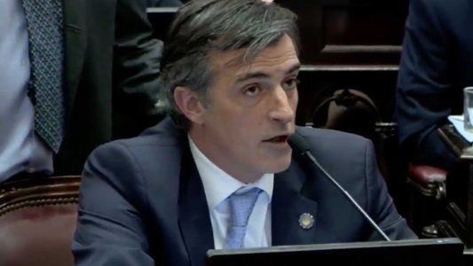 Esteban Bullrich lo citó a Casero: En las obras no se avanzaron porque repartieron flan