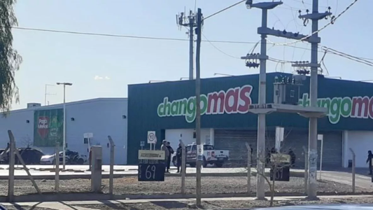 Intentos de saqueos en San Juan: hay más de 30 detenidos por incidentes frente a dos comercios