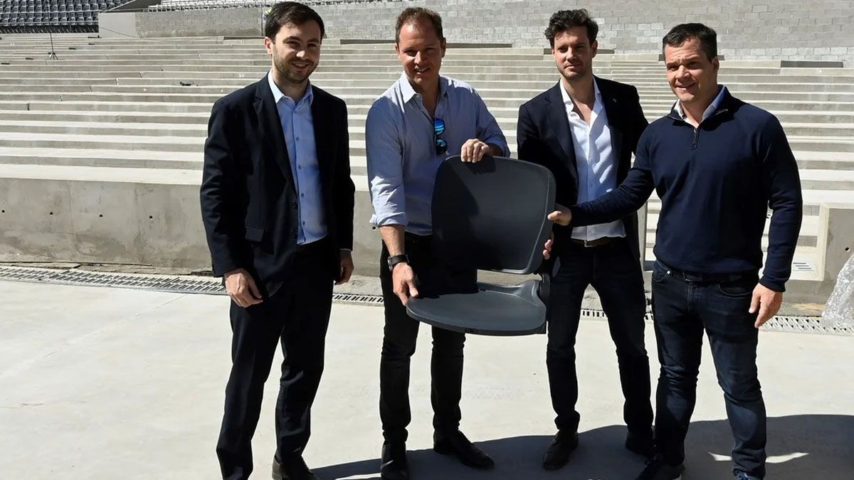 Llegaron las nuevas butacas para el Monumental.&nbsp;