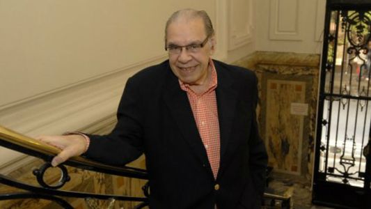 Enrique Pinti interrumpe las funciones de Salsa criolla por cuestiones de salud