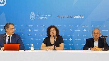 La mesa de especialistas del Gobierno recomienda avanzar en una “cuarentena administrada”