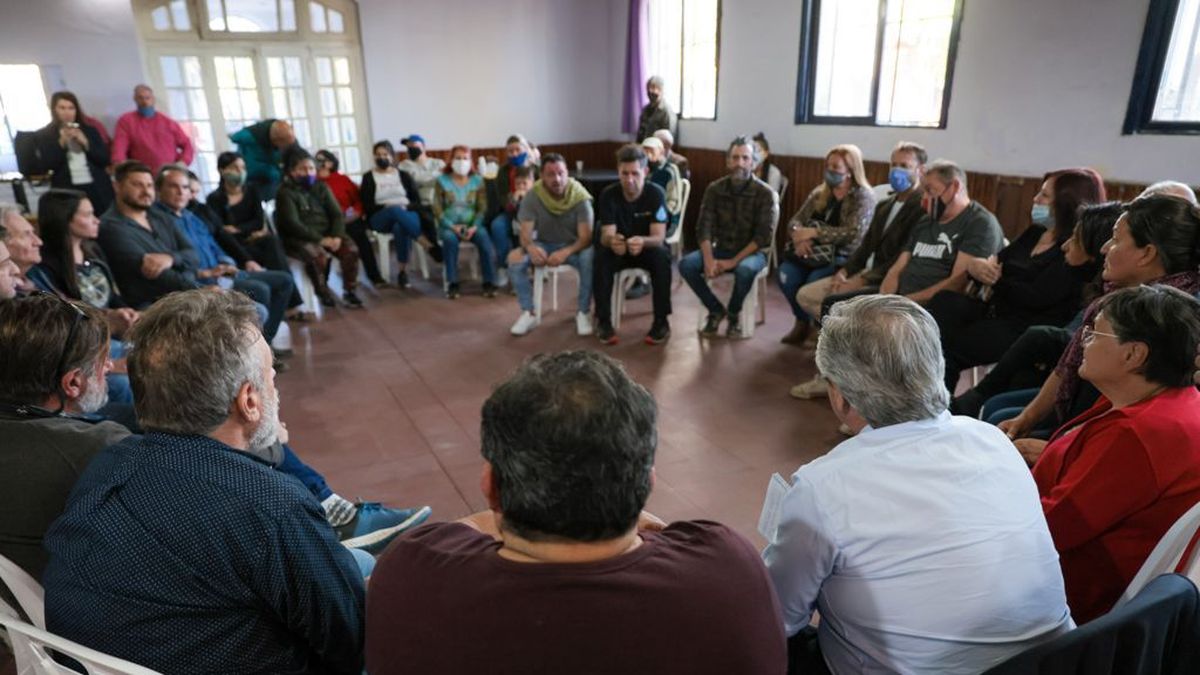 El presidente visitó a vecinos de Moreno y 