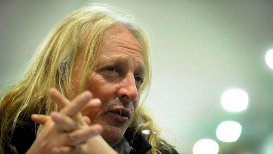 El “Pollo” Sobrero justificó el paro del Sarmiento y denunció que los empleados hacen sus necesidades en tachos”