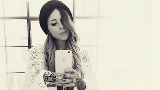 Mirá en dónde se hizo un piercing Candelaria Tinelli