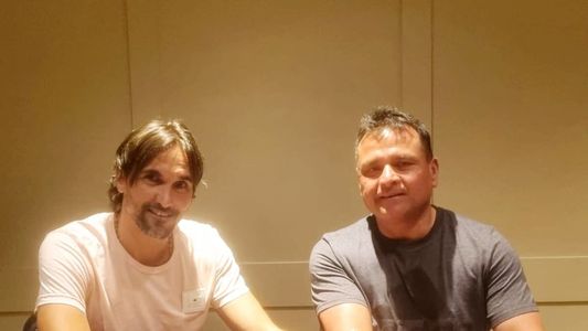 Diego Martínez firmó su contrato y es el nuevo DT de Boca