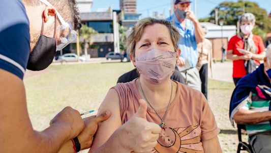 Cerca del 30% de la población recibió la primera dosis