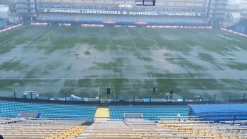 A partir de la inundación de La Bombonera los usuarios de las redes sociales no tardaron en aparecer y generaron una ola memes. A partir de la inundación de La Bombonera los usuarios de las redes sociales no tardaron en aparecer y generaron una ola memes.