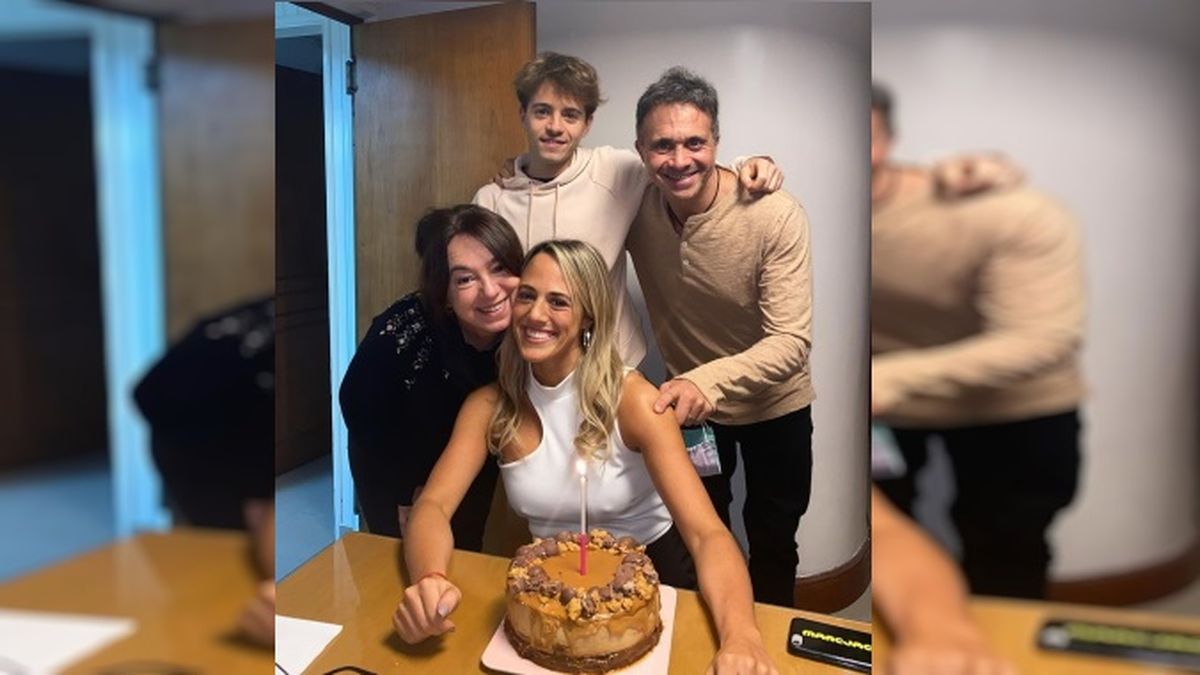 Sergio Lapeg&uuml;e y su familia: su mujer, su hijo y su hija Micaela Lapeg&uuml;e.&nbsp;