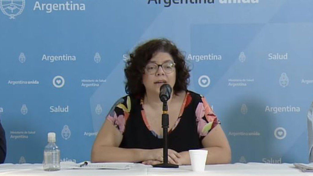 Con 820 casos de COVID-19 confirmados, el Gobierno admite que retroceden importados y sube el contagio comunitario local