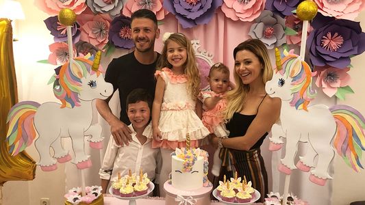 Evangelina Anderson y Martín Demichelis festejaron el primer cumple de Emma