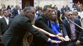 Con la jura de los diputados electos, empieza a tomar forma el nuevo Congreso