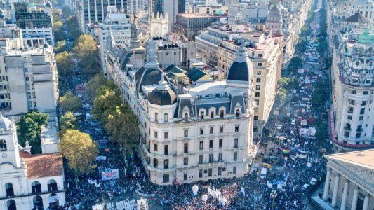 Médicos, docentes y movimientos sociales: los paros y marchas que calientan la previa a la huelga de la CGT