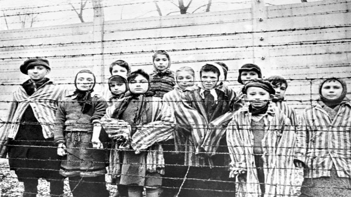 Se cree que los restos de los niños eran de un notorio campo de concentración cercano