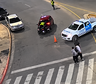 Quiso escapar de un control, atropelló a un inspector y lo llevó cinco cuadras sobre el capot