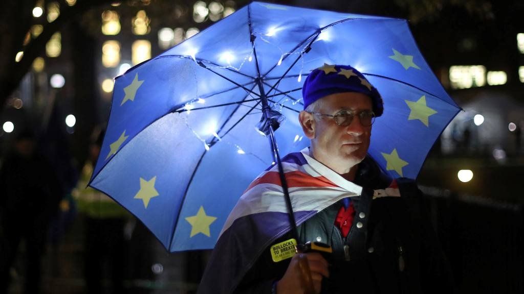 ¿Qué significa el revés que sufrió May en el Parlamento británico?