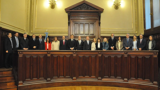 Juraron Doñate y Reyes y quedó constituido el nuevo Consejo de la Magistratura