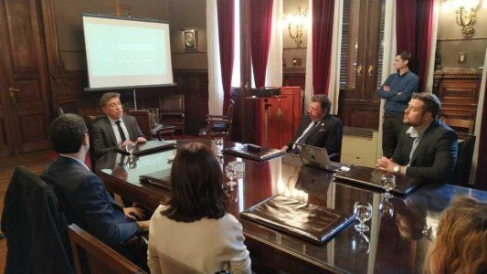 Preocupación en la Justicia electoral por el uso de Whastapp en la campaña electoral