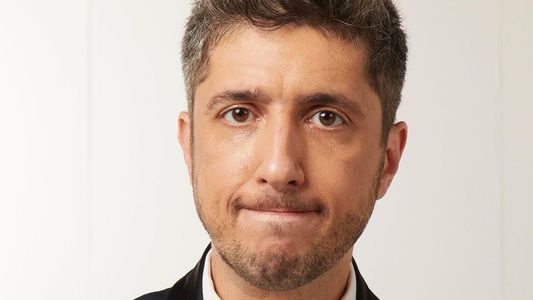 Jey Mammon se lanza como cantante junto a grandes artistas