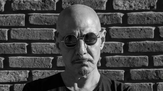 Murió Ulises Butrón, ex Soda Stereo y cantante de El amor es más fuerte en Tango feroz