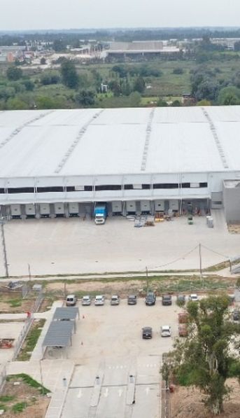 Volkswagen inaugura un nuevo Centro Logístico en Pilar
