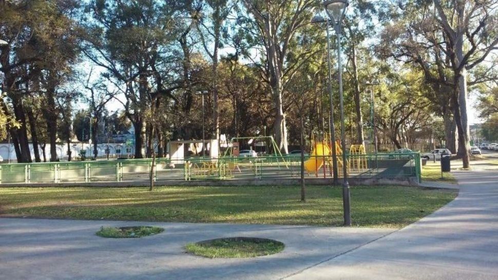 Se conoció la verdad sobre el aterrador video de fantasmas haciendo ejercicio en una plaza