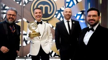 La foto del equipo de MasterChef sin distancia social, que despertó críticas
