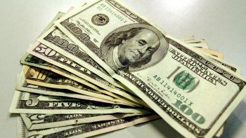 El dólar saltó casi 50 centavos y cerró en $39,48