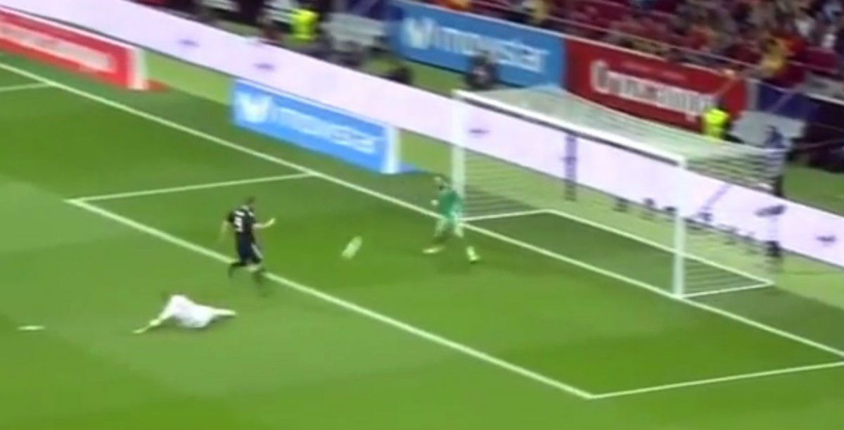 Argentina-España: el video del gol que se perdió Gonzalo Higuaín solo frente al arco