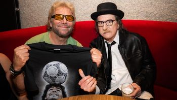 Las fotos del íntimo cumpleaños de Charly García con varios famosos: Mariana Fabbiani, Beto Casella y más