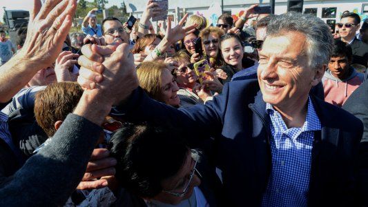 Busca remontar: Macri dio marcha atrás con el recorte de asignaciones y hoy anuncia nuevos créditos de Anses