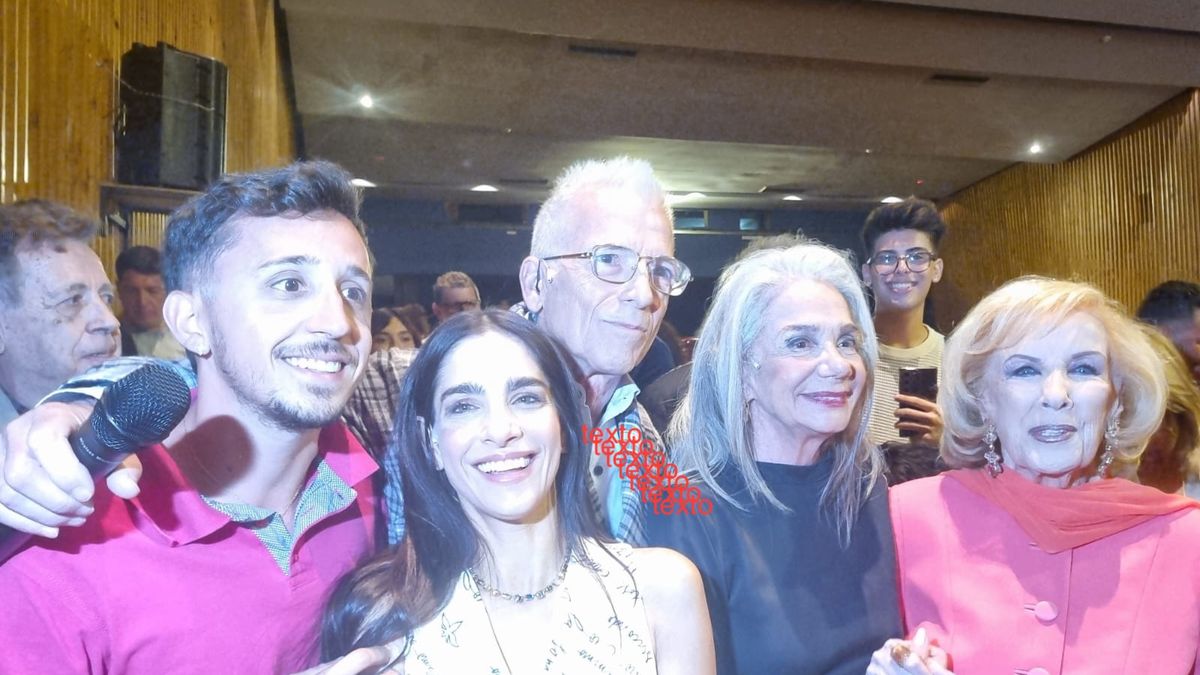 Mirtha Legrand ovacionó a Ana María Picchio y Gerardo Romano en Mar del Plata