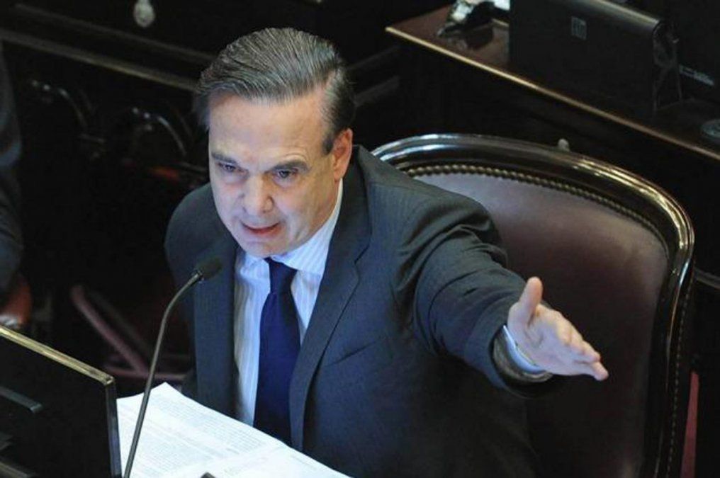 Pichetto, contra el “nuevo” FMI: “Esto de que hay un Fondo más bueno y confiable, no me la creo”