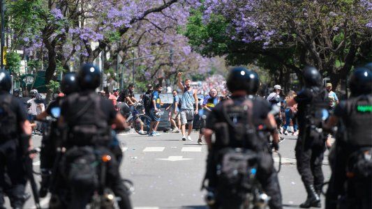 Alberto Fernández responsabilizó al gobierno porteño por los incidentes: Hubo una acción desmedida de la Policía de la Ciudad