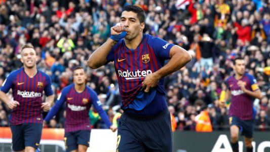 Un descomunal Luis Suárez metió tres goles en la goleada 5-1 del Barcelona al Real Madrid