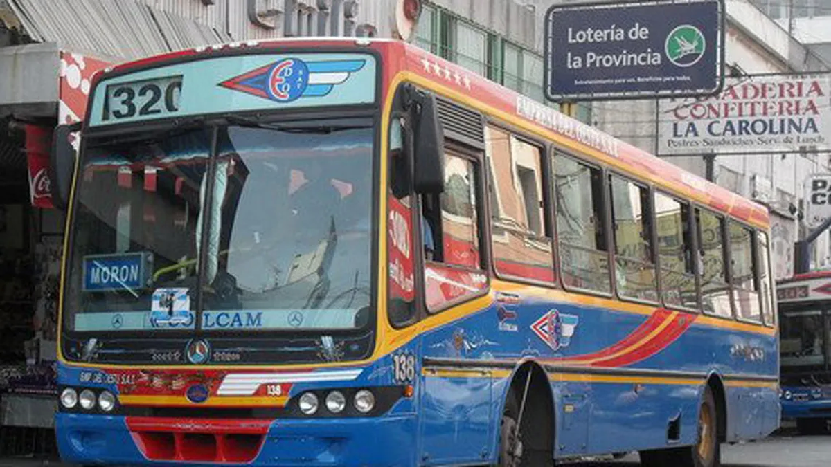 Los colectivos volvieron a funcionar en el AMBAtras el pago de los sueldos. (Foto: archivo)