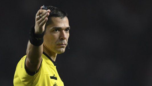 Cruce caliente: el paraguayo Díaz de Vivar será el árbitro de la revancha entre River y Racing