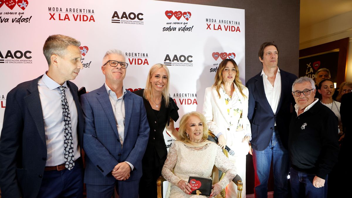 Dr. Matías Chacón, Dr. Claudio Martín, Meli Biman, Mirtha Legrand, Iván de Pineda, Vero Lozano