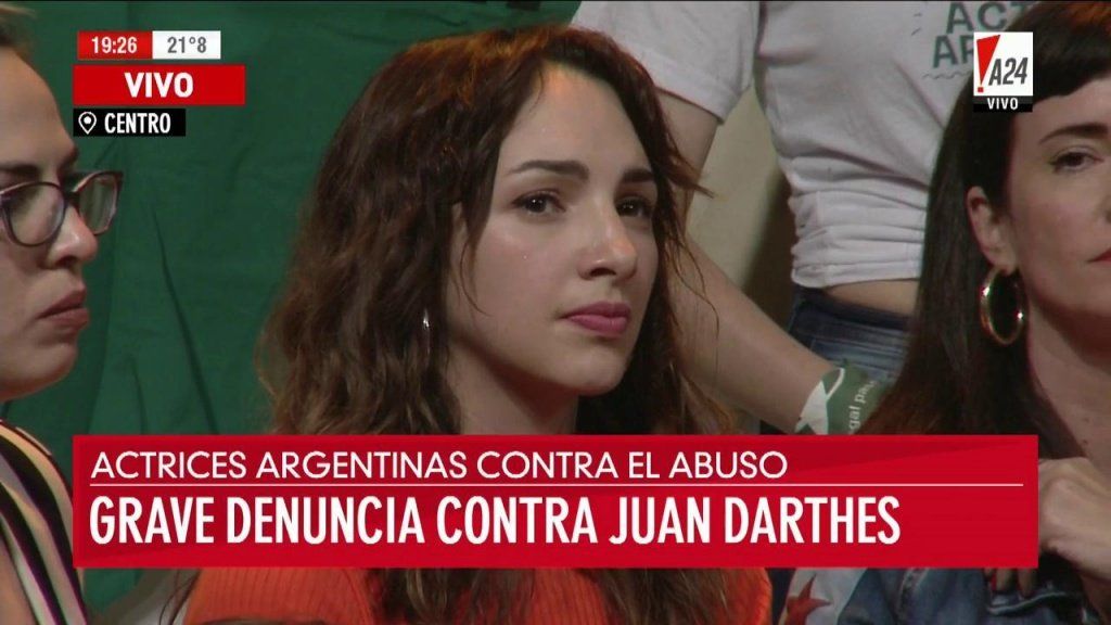 Acusan a Juan Darthés de haber violado a una actriz cuando tenía 16 años
