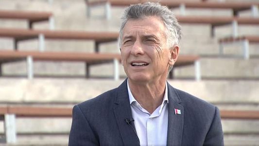 Con un tuit y tres banderas, Macri se sumó a la polémica tras los dichos de Alberto Fernández